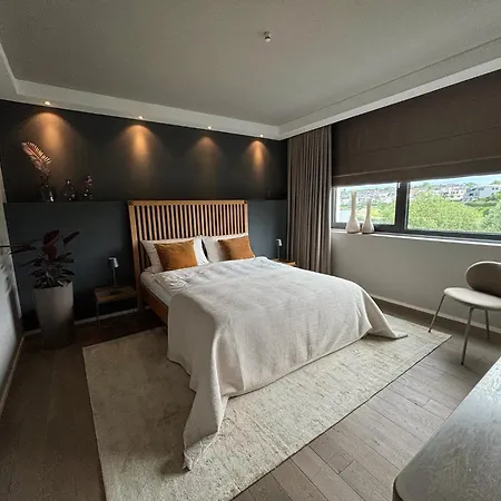 Top Lage Direkt Am Phoenix-see Villa